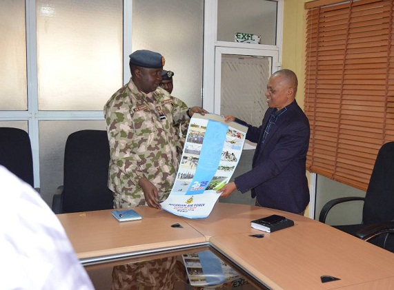 Jos Disco Airforce vandals  ,