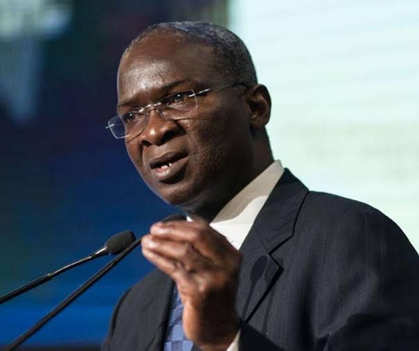 Fashola tasks Eko Club,