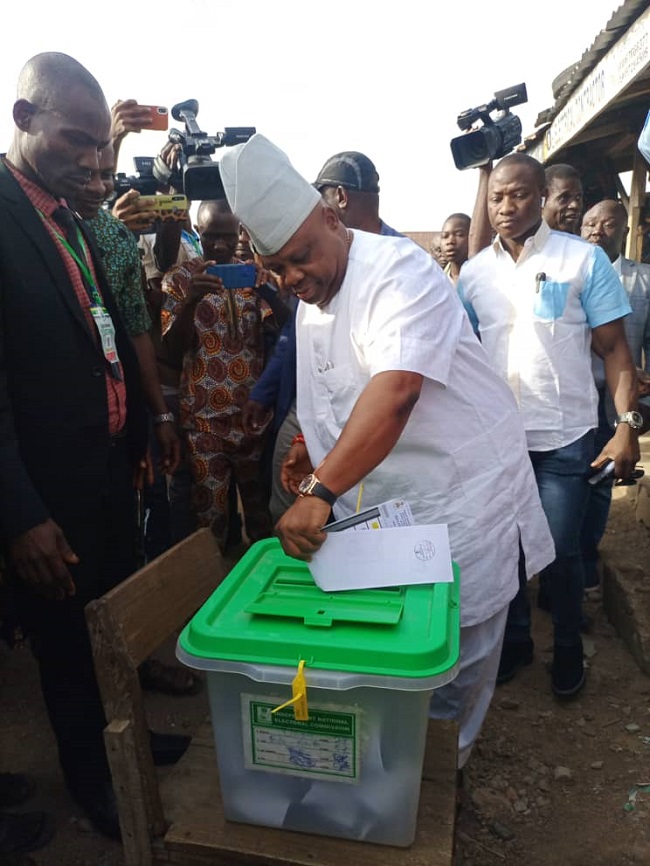 Adeleke charges residents