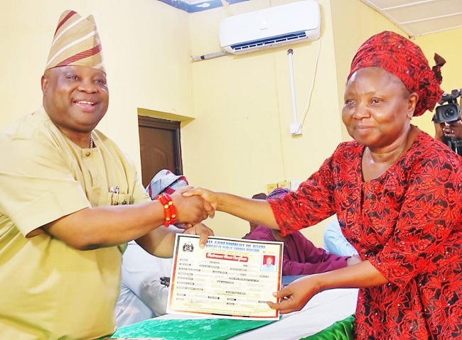 Adeleke certificates gratuities servants,