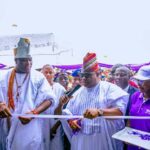 Ooni OjajaMore streetlights Abere,