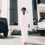 Seyi Vibez
