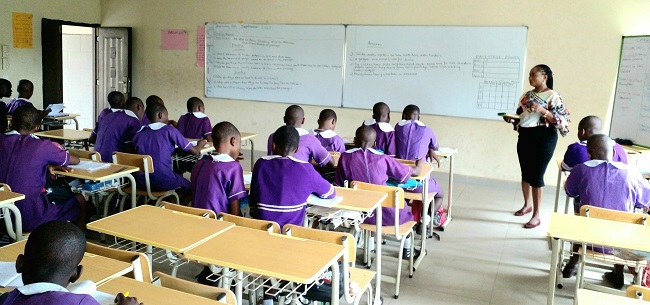 Mining, OFFCUT: Plumbing, hairstyling, others' inclusion in Nigeria's curriculum, long overdue, Nigerians react