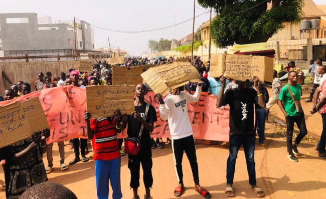 Bangui residents,