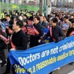 striking doctors,