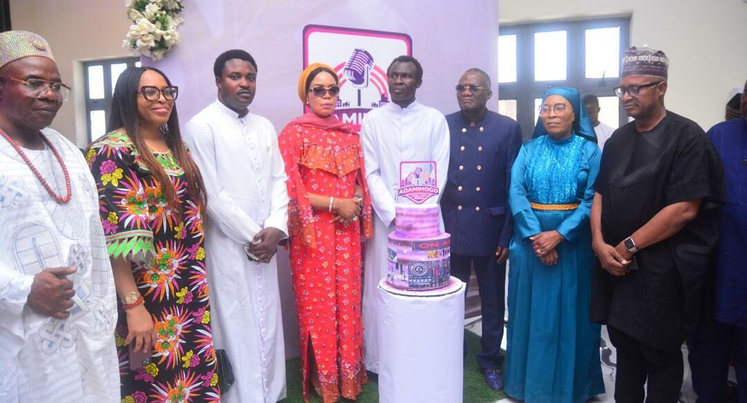 Sam Olu Alo launch new radio in Ibadan