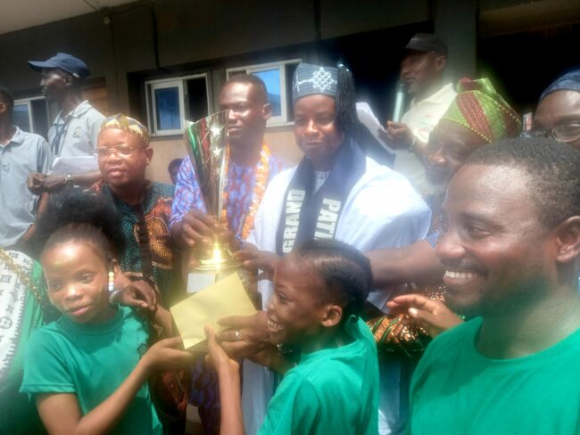 Lagos monarch pupils