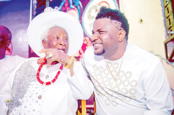 Klever Jay, Daddy Showkey, Tetuila, others join Ice K to celebrate mum at 90