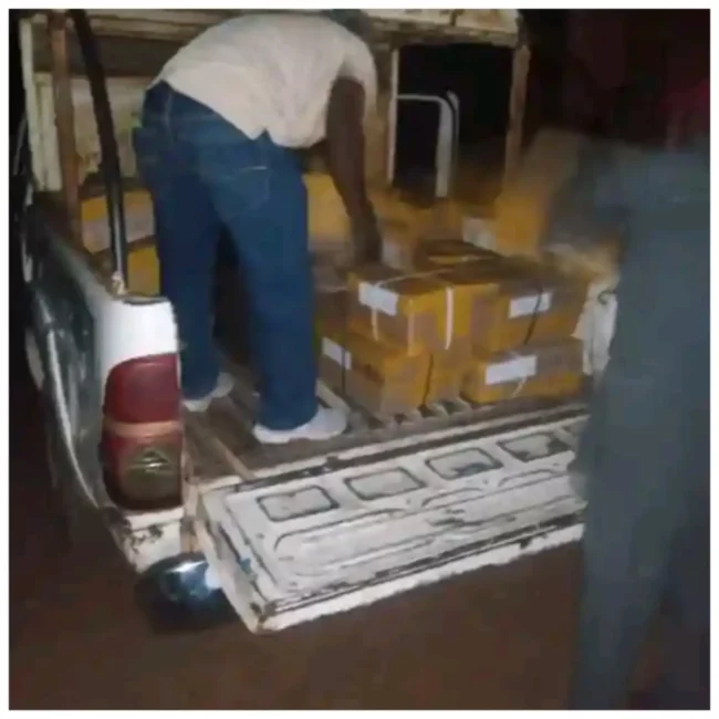 Oyo LG polls: Hoodlums attack OYSIEC office in Okeho