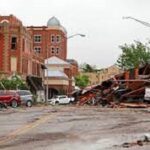 Tornadoes strike central US,