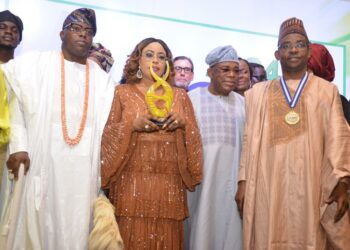 L-R: Oniru of Iru Kingdom, Oba Abdulwasiu Omogbolahan Lawal; Chairman, Seaport Terminal Operators of Nigeria (STOAN), Princess Vicky Haastrup; her husband Prince Clement Adesuyi Haastrup and President of the Institute of Chartered Accountant of Nigeria (ICAN), Innocent Okwuosa when Princess Haastrup received the Leadership Award of the Institute of Chartered Accountants of Nigeria (ICAN) in Lagos weekend.