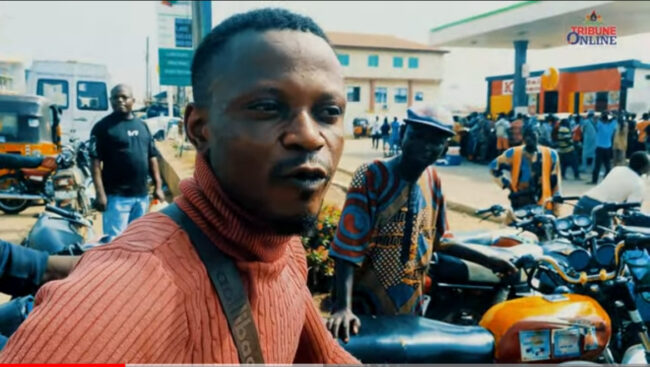 Nigerians react to fuel scarcity