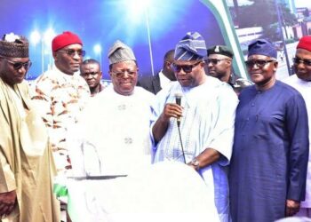Oworonshoki-Apapa Expressway: Tinubu, Sanwo-Olu, Umahi hail Dangote, HiTech for ‘excellent’ job’