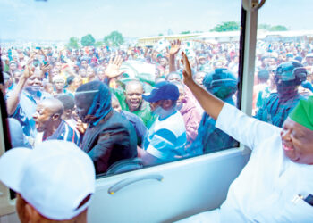 Excitement as Plateau reintroduces Tin City metro urban transport