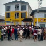 Subscribers troop to MTN offices