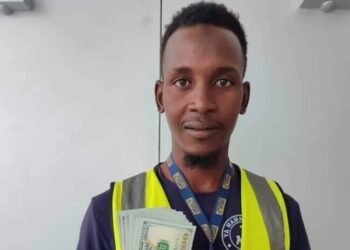 Kano Airport cleaner returns ,000 found in aircraft
