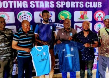 Foundation donates jerseys to