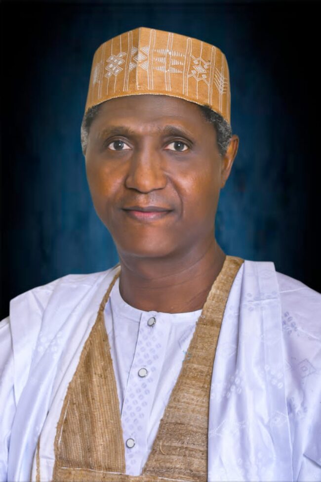 Yar'adua, senator Yar'adua donates