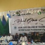 Esa-Oke indigenes donate 50 solar street lamps to Osun college