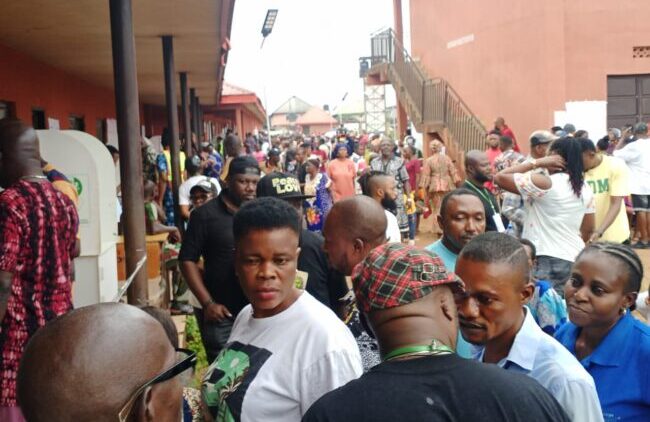 Edo guber: ‘Go where?’ Davido reacts as Police tell people to return home after casting vote,