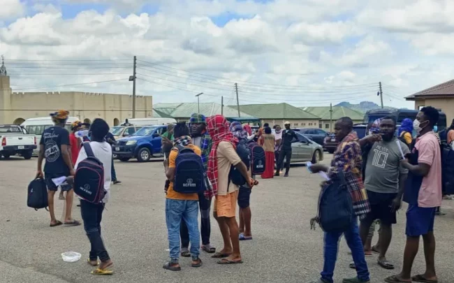 UAE deports 400 Nigerians
