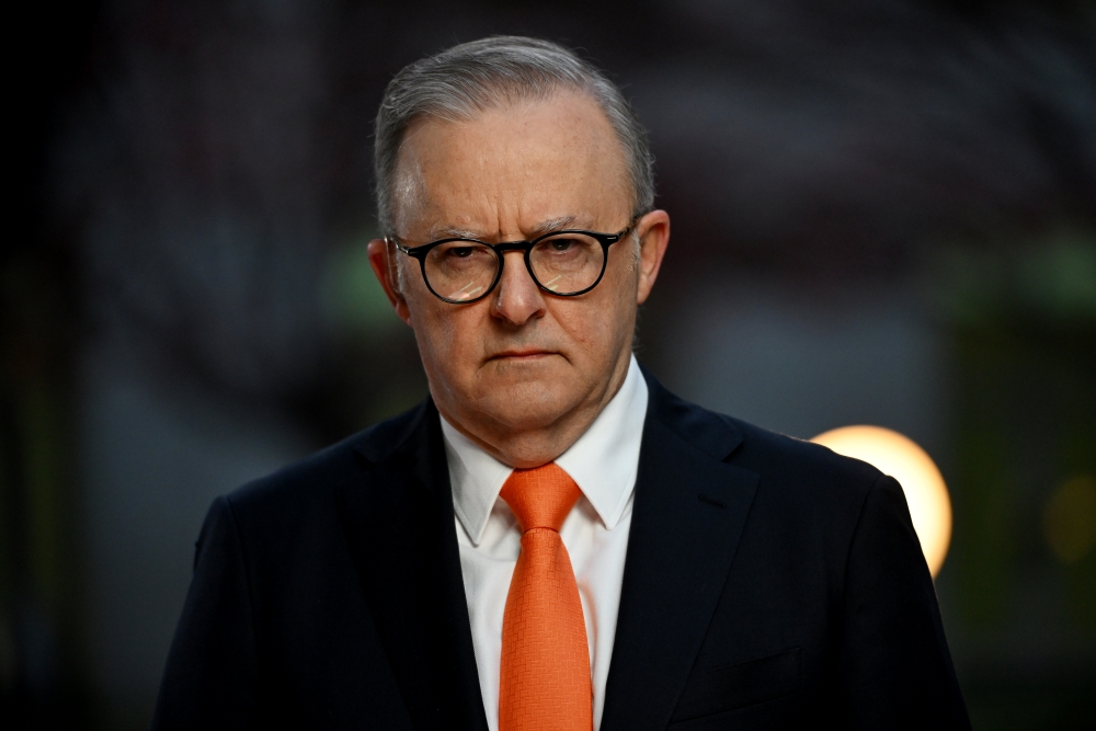 Australia to ban children from social media