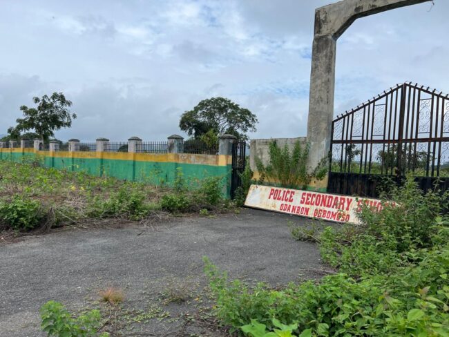 Oyo community appeals to IGP over abandoned school project