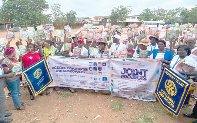 Rotary Clubs donate borehole