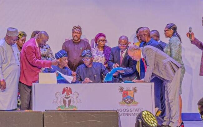FG signs MoU with Lagos govt to establish FMC at Epe General Hospital