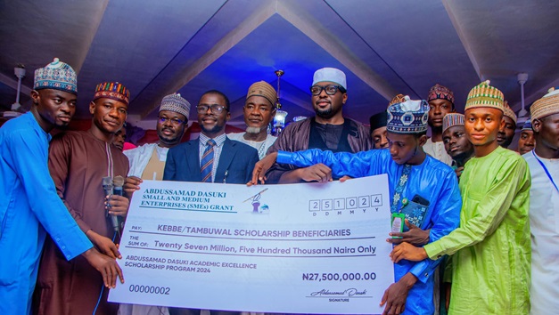 Rep Dasuki gives 200 scholarships,