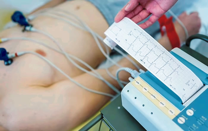 UK hospitals set to use ‘superhuman AI death calculator’