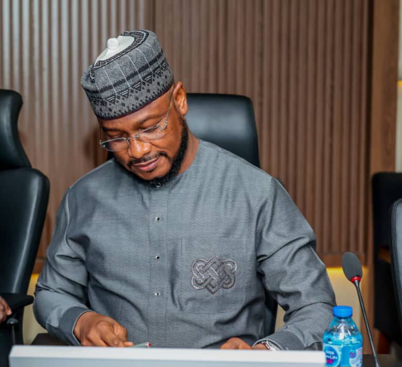 Gov Lawal settles N9bn gratuities