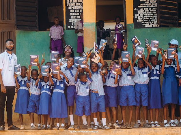 Foundation empowers Ogun students