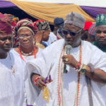 Ooni extols Senator Omoworare over Ife township roads rehabilitation