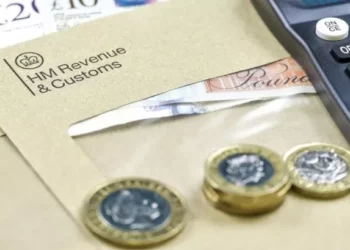 HMRC explains savings tax rules