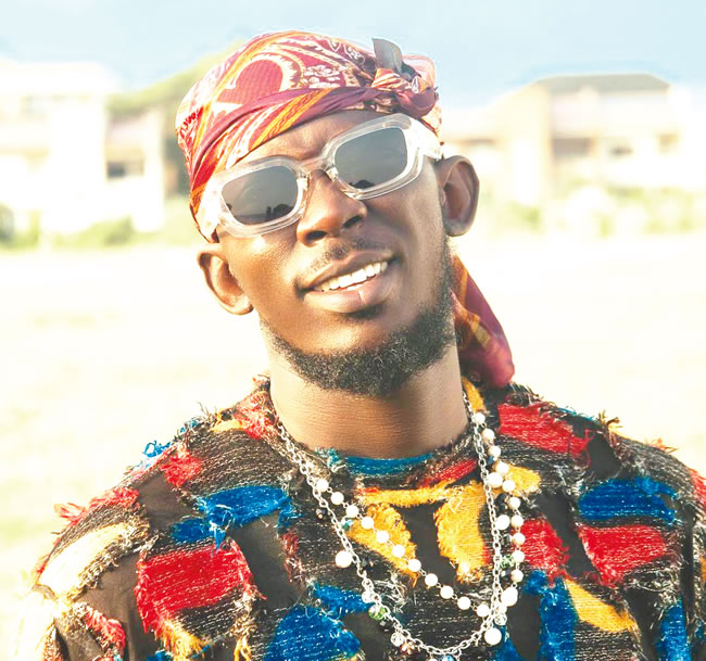 Leo Saint’s ‘Light and Doves’ hits