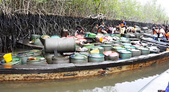 Niger Delta Group hails DHQ over sustained fight against illegal bunkering