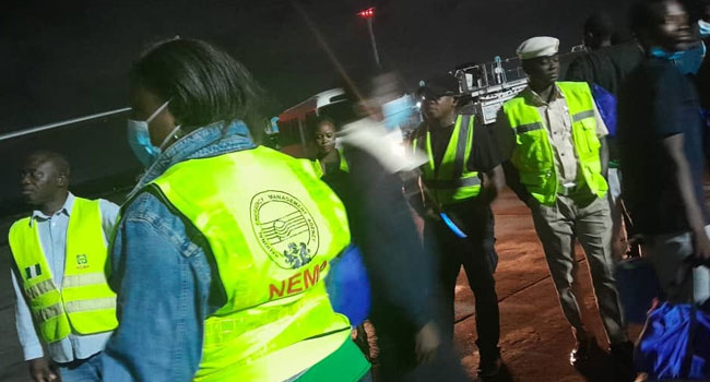 FG repatriates 390 stranded Nigerians from Niger Republic