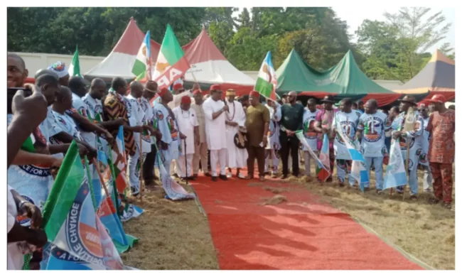 Anambra guber: Ifeanyi Ubah’s supporters collapse structure for APC aspirant, Chukwuma