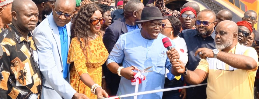 Senator Enoh praises FG