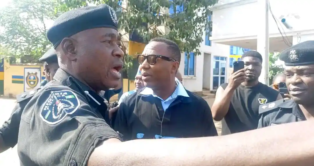 Sowore rejects Police’s bail conditions