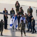 Hamas postpones hostage release