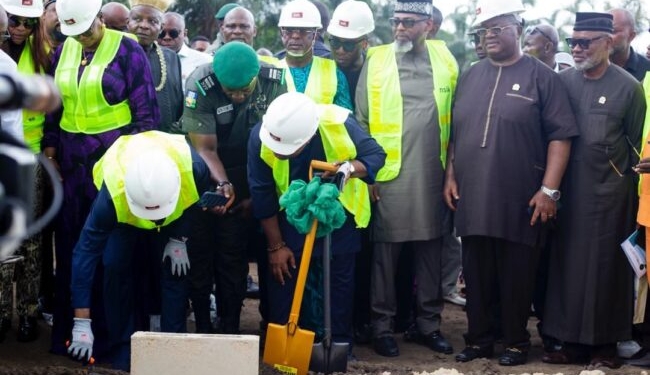 FG flags off 10Mmscf/day CNG mother station construction in Akwa Ibom