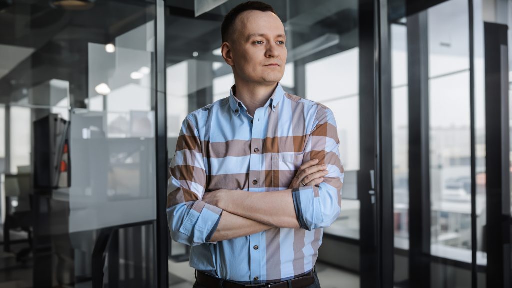 Ivan Safonov holds an MBA degree