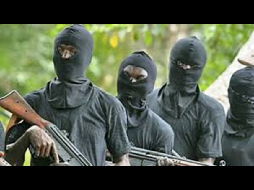 Gunmen kill