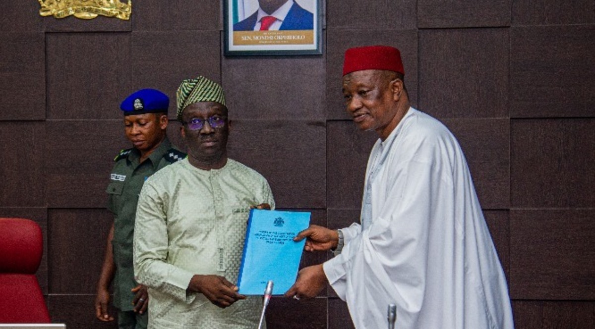 Edo State Governor, Senator Monday Okpebholo and fact-finding Committee on Uromi killing