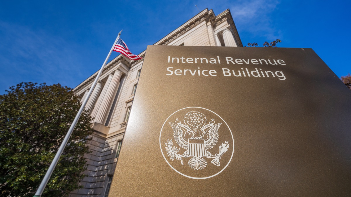 IRS extends tax filing,