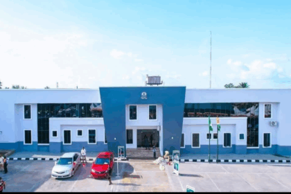 Akwa Ibom: Eno lauds Council Chairman for building world-class secretariat complex