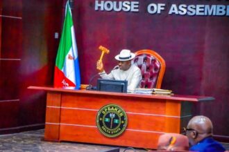 Delta Assembly becomes one-party as Speaker, 21 PDP lawmakers defect to APC