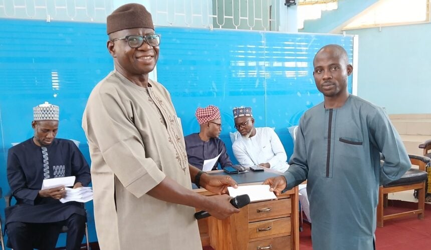 Muslim group disburses N6.5m zakat